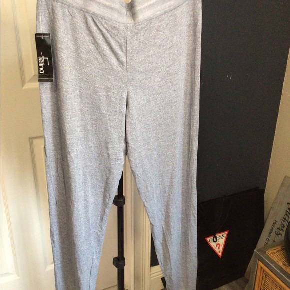 Felina Men's Heather Gray Joggers - Picture 4 of 8